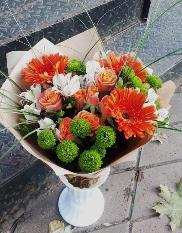 Букет цветов из: Герберы, Хризантемы, Альстромерии и Розы в Горбунки