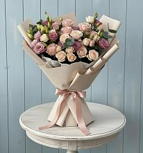 Букет цветов из:  Розы и Лизиантусы в Горбунки