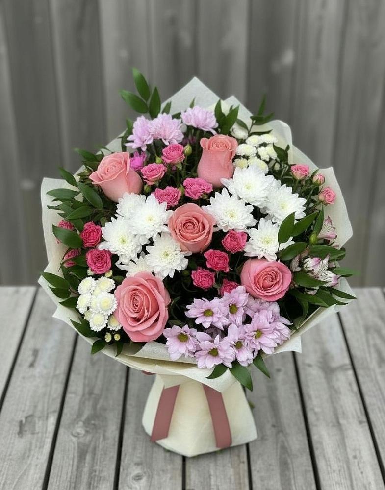 Букет цветов из: Альстромерии, Гвоздики, Розы и Хризантемы в Горбунки