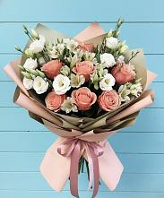 Букет цветов из:  Розы, Альстромерии и Лизиантусы в Горбунки
