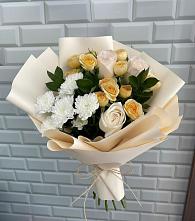 Букет цветов из:  Розы и Хризантемы в Горбунки