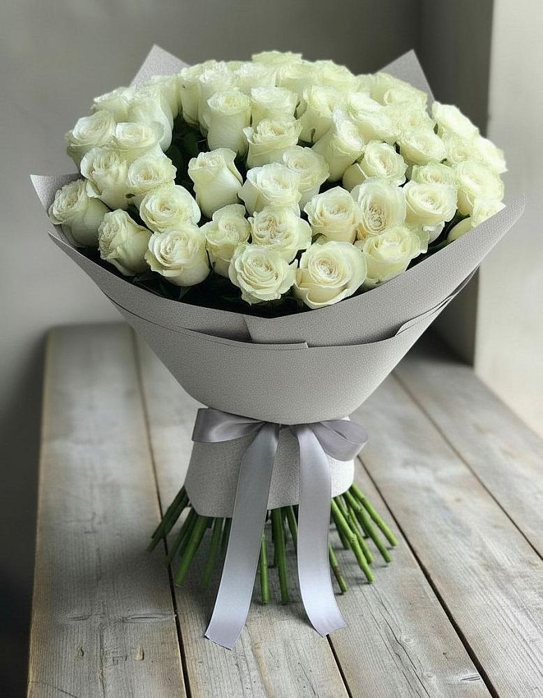 Букет 35 Белых роз в Горбунки