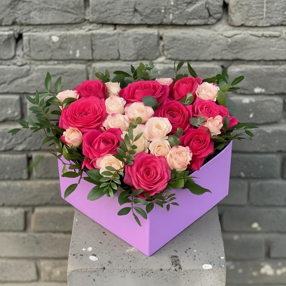 Цветочная композиция из Розы в коробке в Горбунки