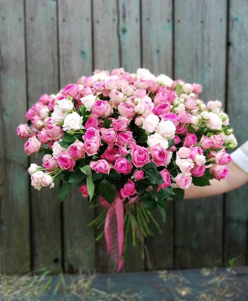 Букет Розовые кустовые розы Натали и Лав Лидия в Горбунки