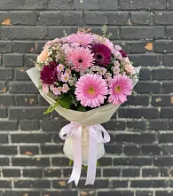 Букет цветов из:  Герберы и Хризантемы #REPLACE_PRED# Горбунки