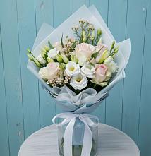 Букет цветов из:  Розы и Лизиантусы в Горбунки