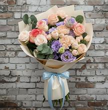 Букет цветов из:  Розы, Лизиантусы и Гвоздики в Горбунки